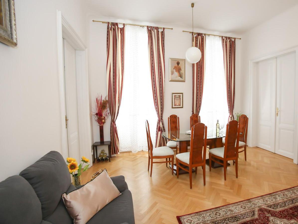 Apartments Opera Виена Екстериор снимка