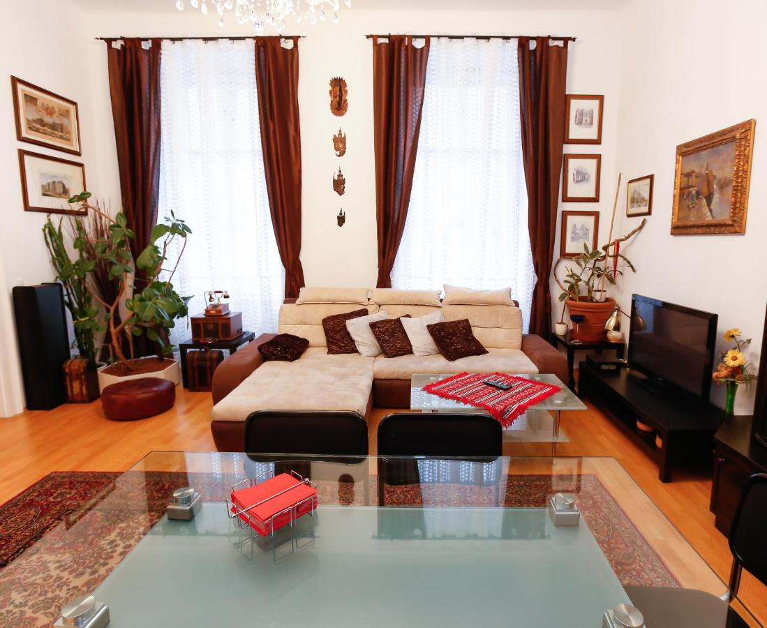 Apartments Opera Виена Екстериор снимка