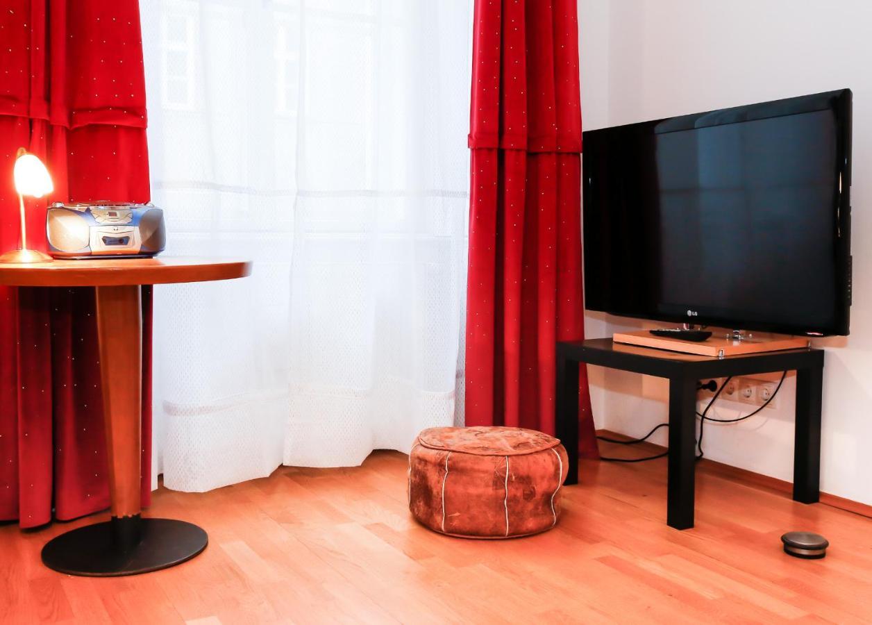 Apartments Opera Виена Екстериор снимка