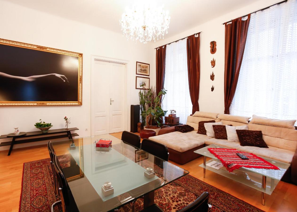 Apartments Opera Виена Екстериор снимка