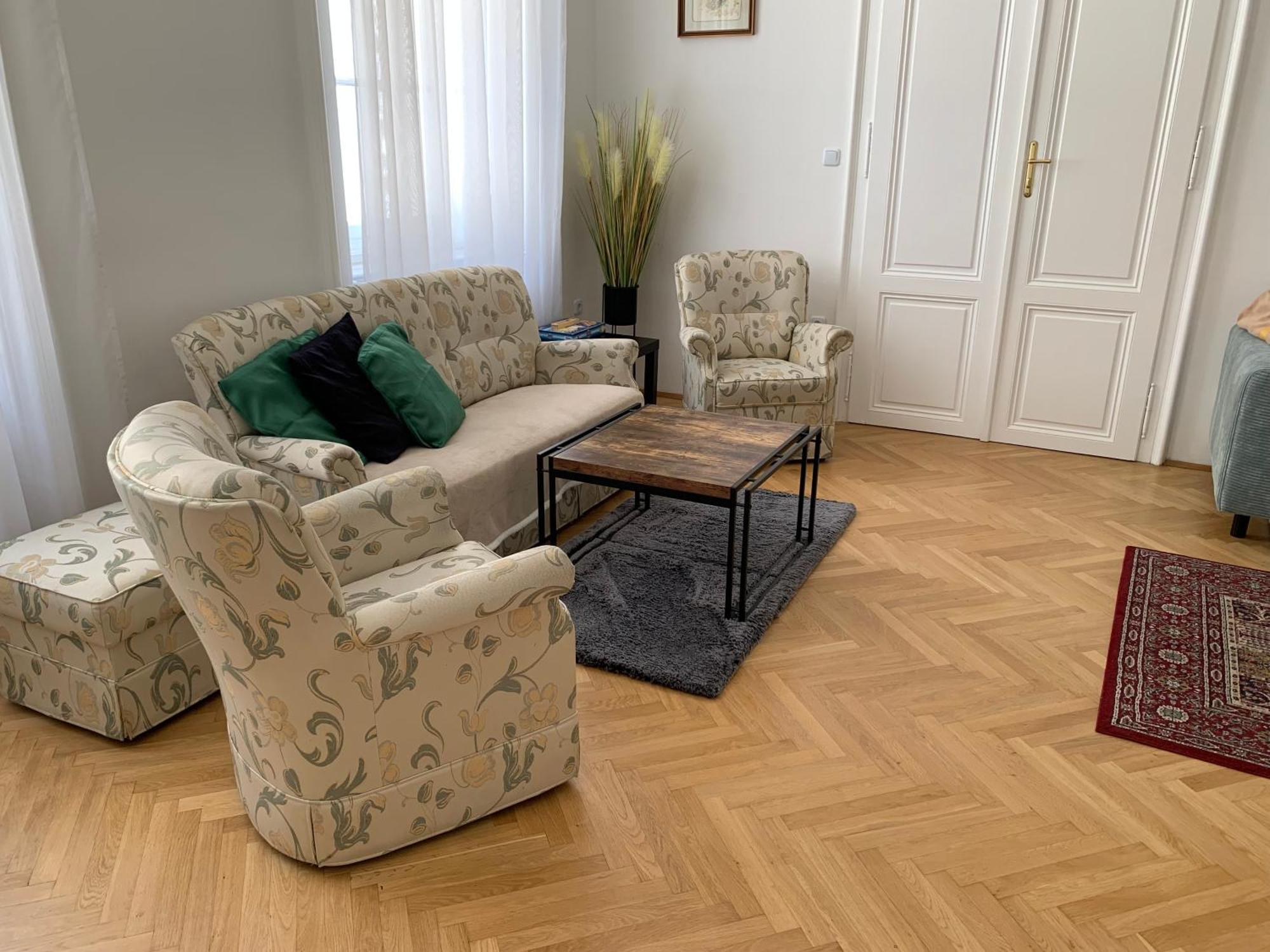 Apartments Opera Виена Екстериор снимка